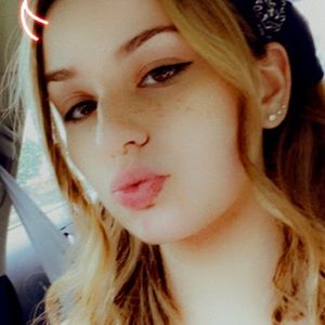 Meet your Posher, Kendall